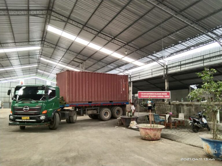 Coconut Charcoal Briquettes Exporter